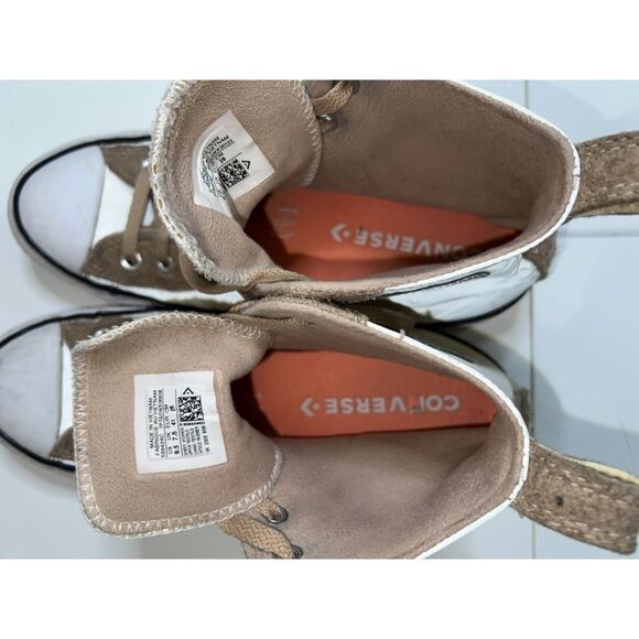 Converse CTAS High Top sneakers 569424C. Size 9.5(W). - Picture 6 of 8